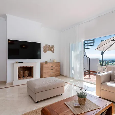 Paraiso Pueblo Penthouse 2452 Sea & Golf View * Estepona